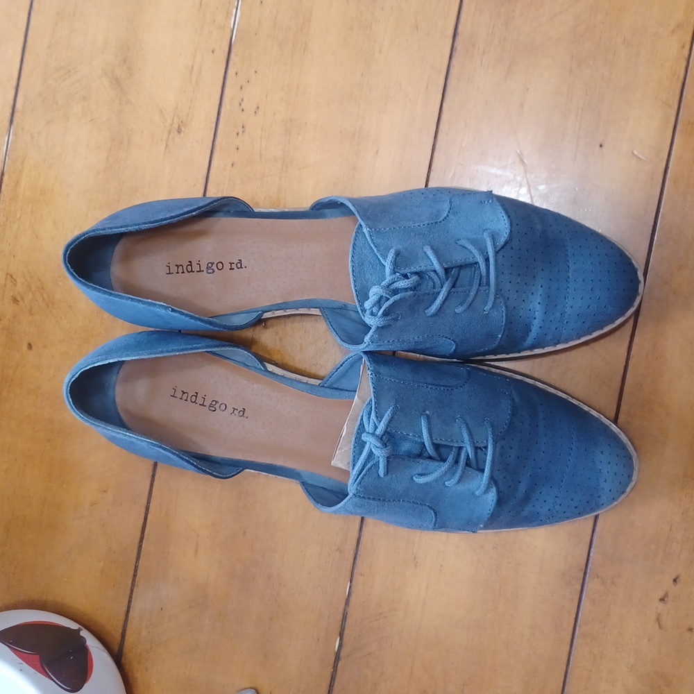 Urban Outfitters Indigo ID blue suede lace up loafers Flats 10m